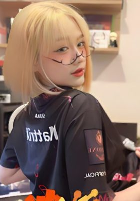  [AZ888-014] Em streamer hot nhất lúc này